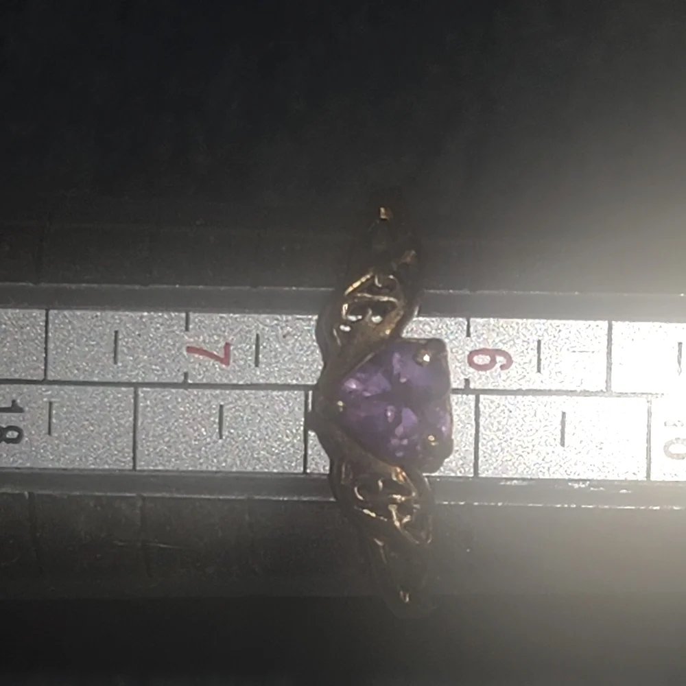 10kt Gold Heart Ring with Amethyst - Picture 5 of 15